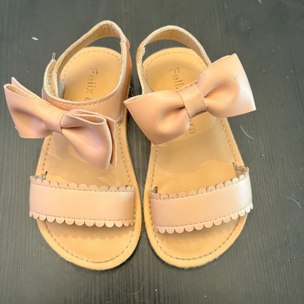 Felix & Flora Sandals